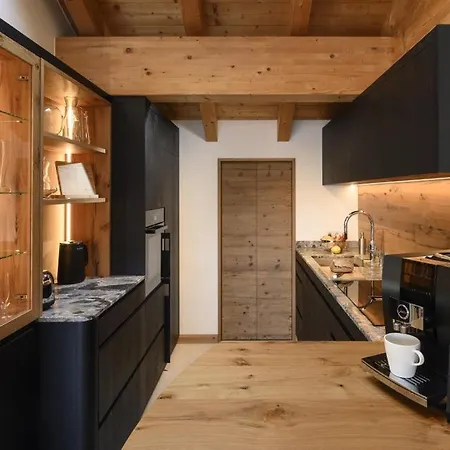 Maisonette-apartment Mit Whirlpool Lägenhet