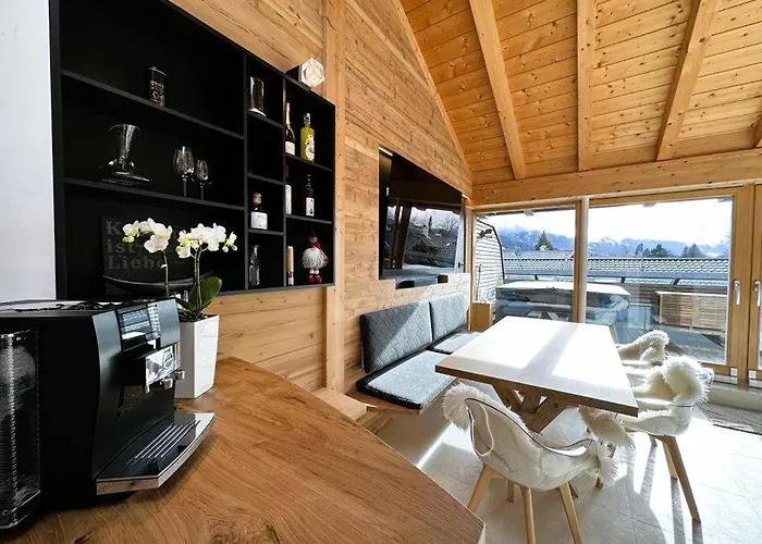 Maisonette-apartment Mit Whirlpool