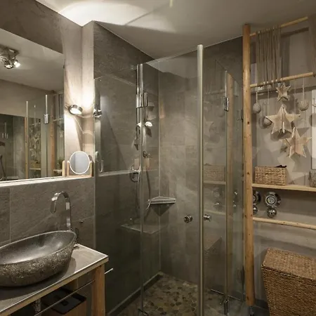 Daire Maisonette-apartment Mit Whirlpool