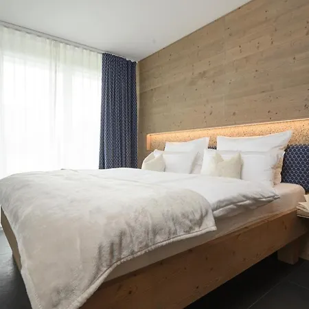 Maisonette-apartment Mit Whirlpool Appartement *